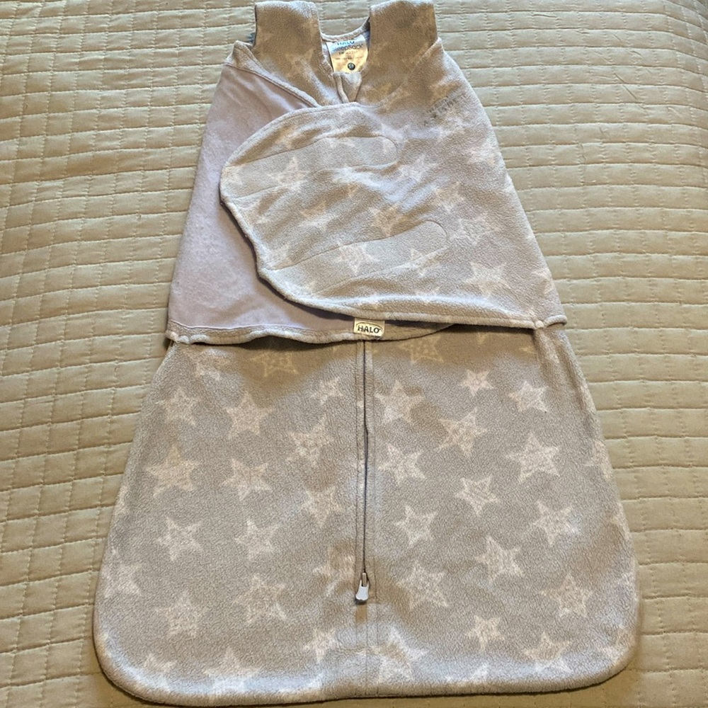 Halo Swaddle SleepSack | Size: 3-6 Months | Color: Gray
